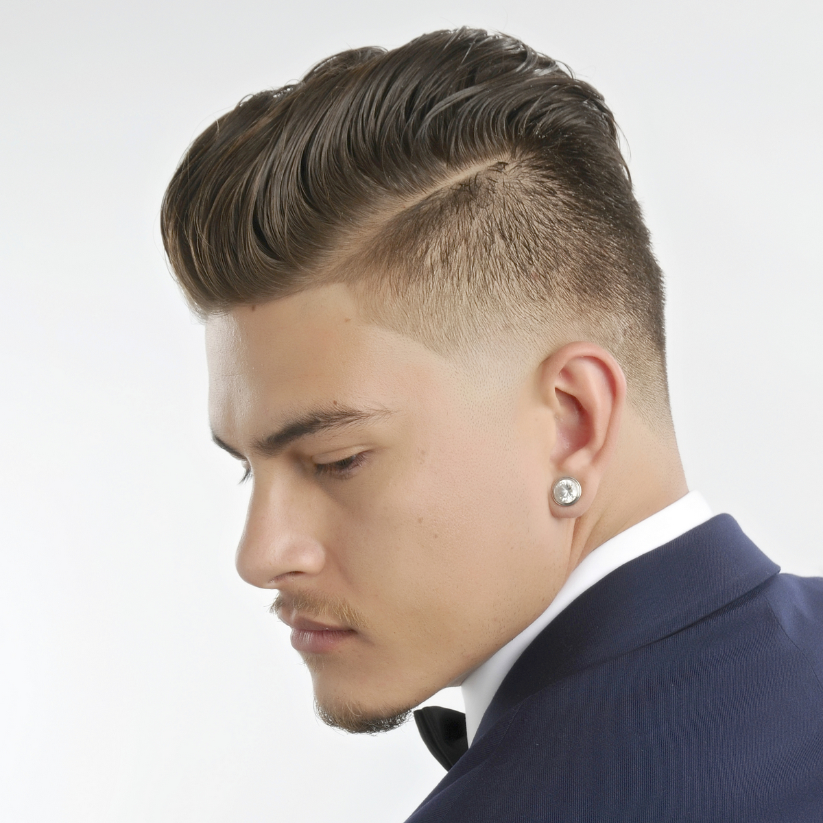 Sculpted short haircut by Rico’s On 3rd